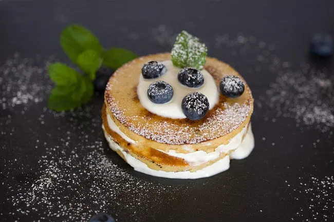 Fluffy Blueberry Pancakes