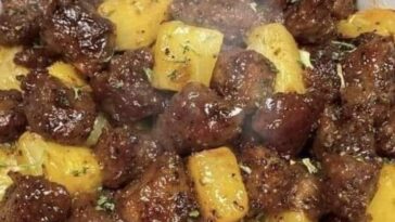 Air Fryer Garlic Butter Steak Bites and Potatoes